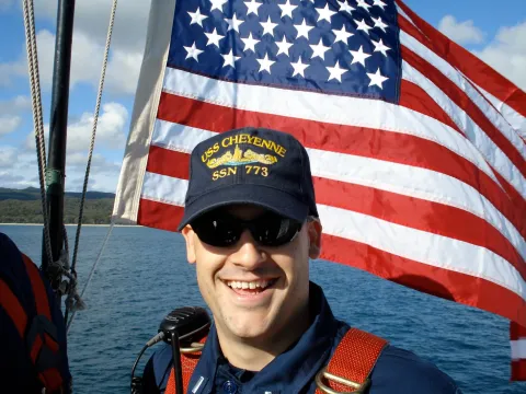 Nick on the bridge of USS CHEYENNE SSN-773 pulling into Pearl Harbor, 2006
